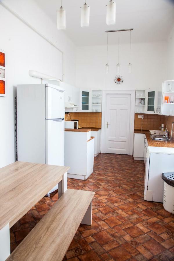 Inner City Apartment Debrecen Exterior foto